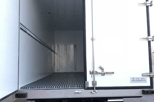 專注中小企業(yè)網(wǎng)絡(luò)營銷，九宮格助力寬大專用汽車車廂公司駛?cè)牖ヂ?lián)網(wǎng)快車道